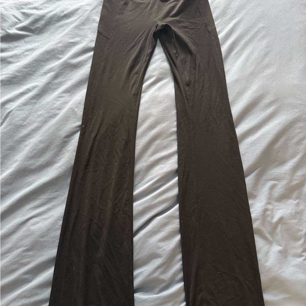 Halara Ultra sculpt flare leggings